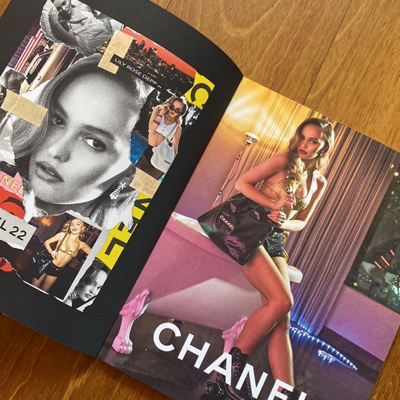 Chanel magazine 2022 issue 23 Margot Robbie Emmy nominated - Picture 2 of 7